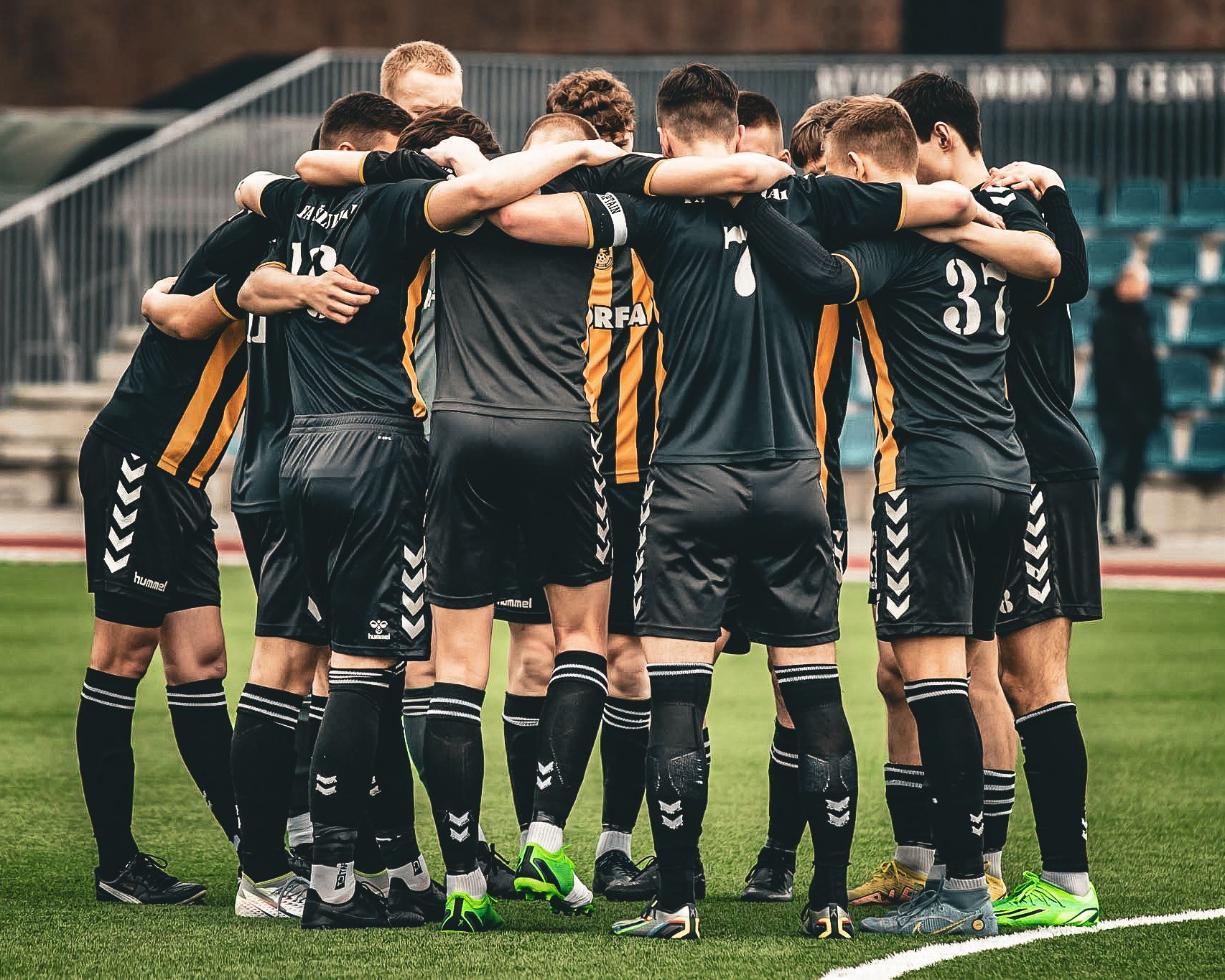 Read more about the article Jaunimo futbolo savaitė (gegužės 8-14 d.)