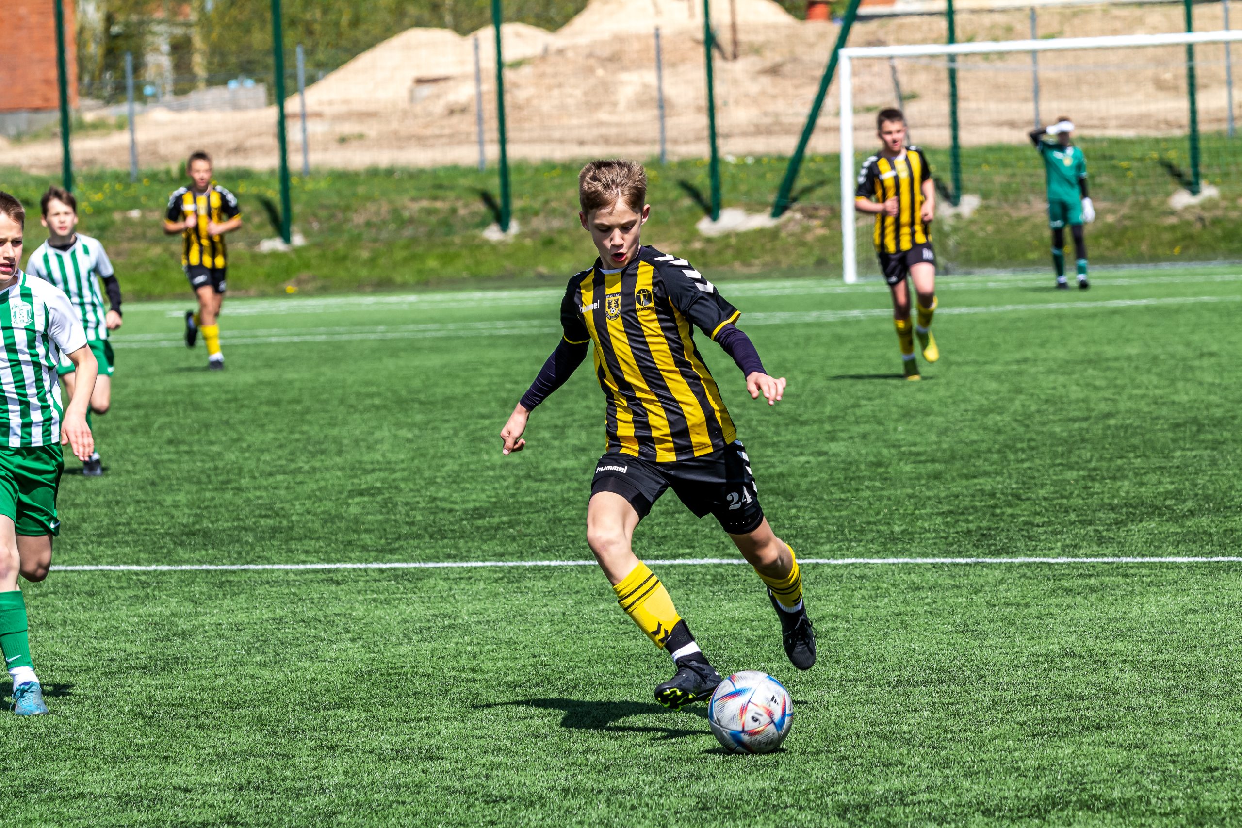 Read more about the article Jaunimo futbolo savaitė (gegužės 1-7 d.)