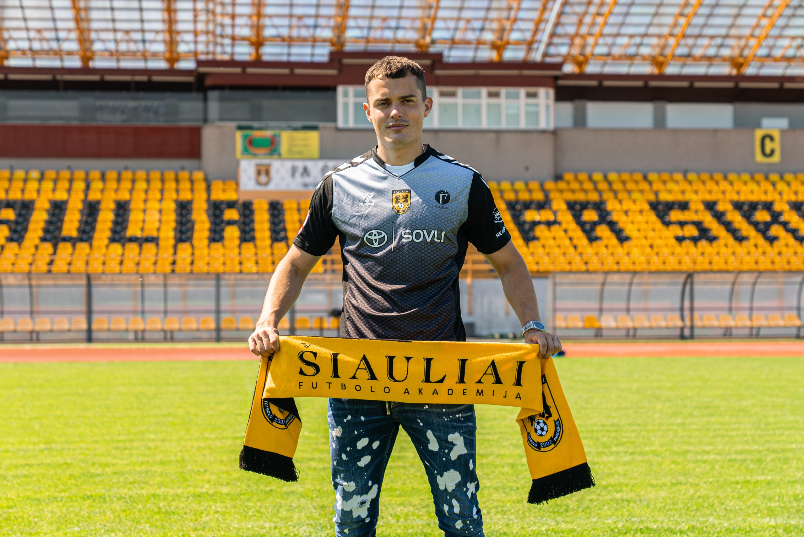 Read more about the article Rumunijos čempionu tapęs šiaulietis grįžta rungtyniauti į saulės miestą